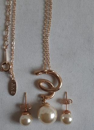 Набор ожерелье и пара сережек-пусет с жемчугом