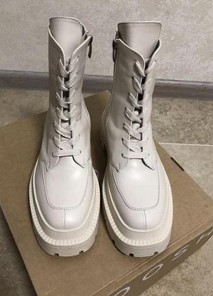 Ботинки жіночі, 36 розмір, бежеві, зимові