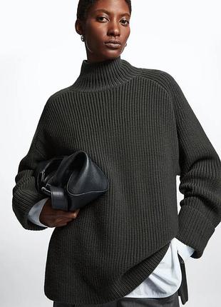 Новый свитер cos 100% шерсть / шерсть