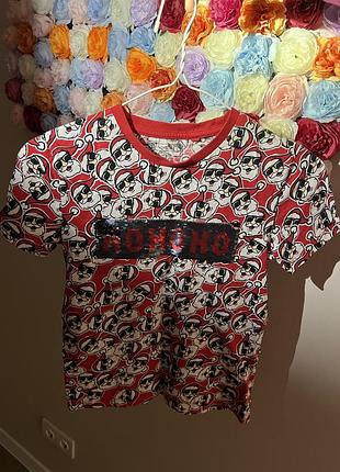 Футболка з крутим новорічним принтом❄️ вік—9 років стан-ідеальний✨