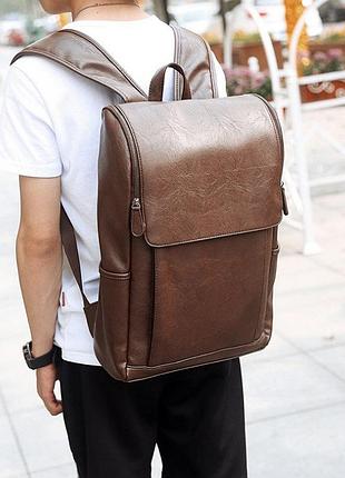 Модний рюкзак коричневий