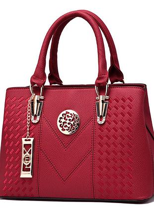 Стильная женская сумка на плечо с ручками, женская сумочка классическая повседневная с брелком красный