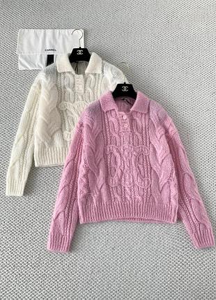 Светр жіночий