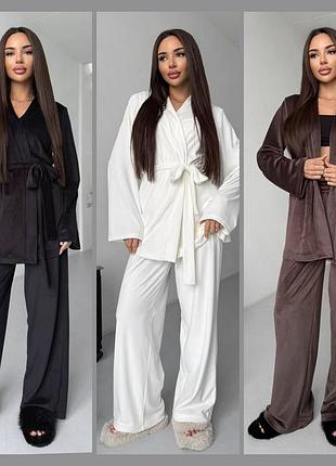 Жіночий домашній костюм