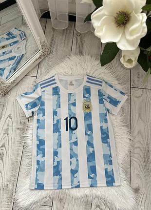 Футболка adidas