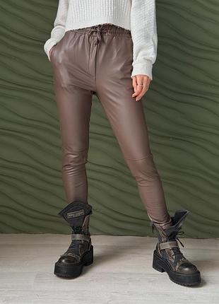 Теплі штани з екошкіри на хутрі