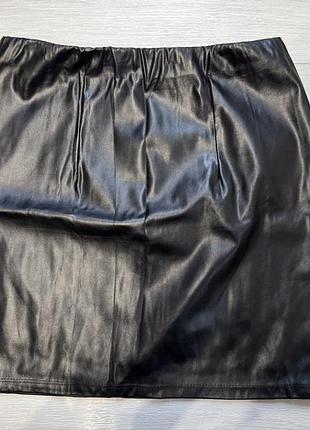 Шкіряна спідниця