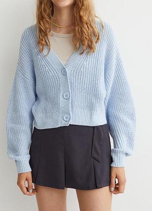 Звʼязаний кардиган stradivarius