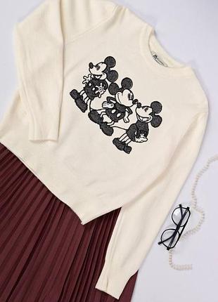 Мягкий свитер в цветах