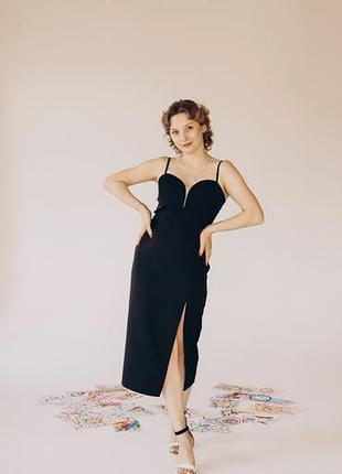 Платье футляр elena pokalitsina с разрезом