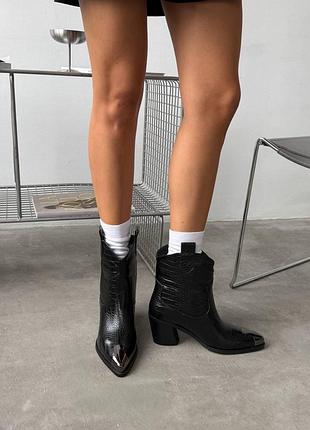 Ботинки козаки женские зимние черные из эко-кожи