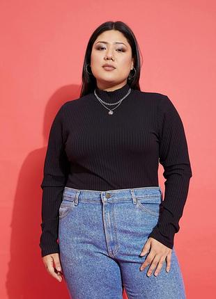 Черный трикотажный гольф- водолазка