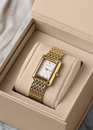 Жіночий годинник