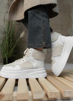 Взуття жіноче зимове черевики білі