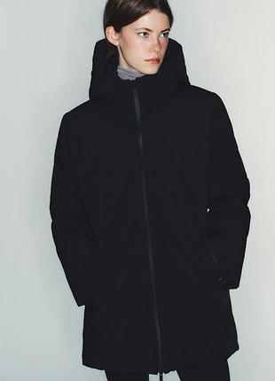 Стьобана куртка з капюшоном, водовідштовхувальна та вітрозахисна