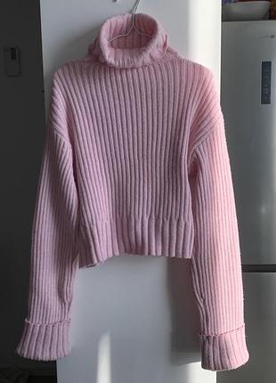 Рожевий барбі светр new yorker в рубчик широкими з відкоченими рукавами