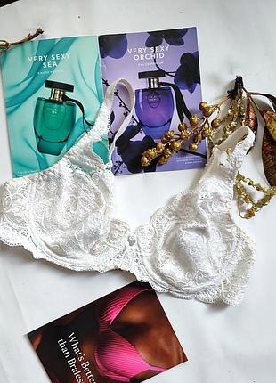 Бюстгальтер мягкий triumph 80b 36b