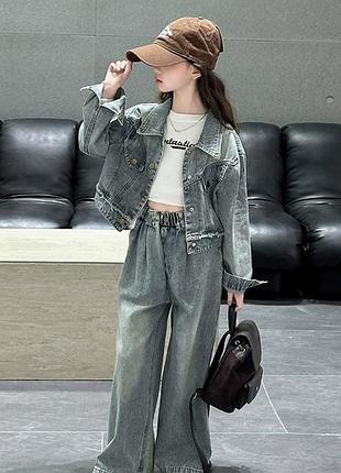 Костюм для дівчинки