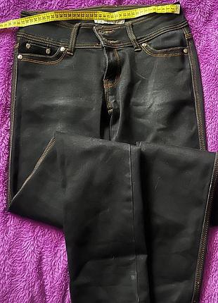Джинси жіночі