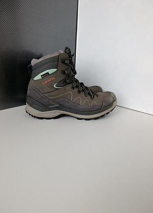Женские водостойкие ботиночки lowa gore-tex