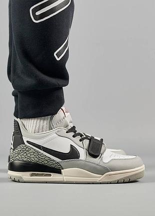 Nike air jordan legacy 312 low m grey white black