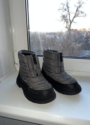 Зимове дитяче взуття 34р zara