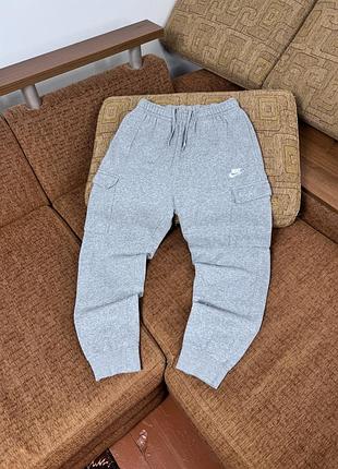 Спортивні штани карго nike сірого кольору розмір s