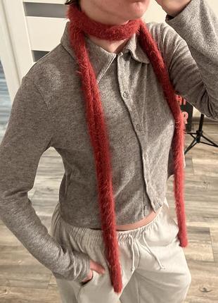 Тонкий шерстяной шарф