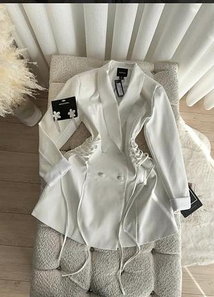 Сукня-піджак на шнурівці