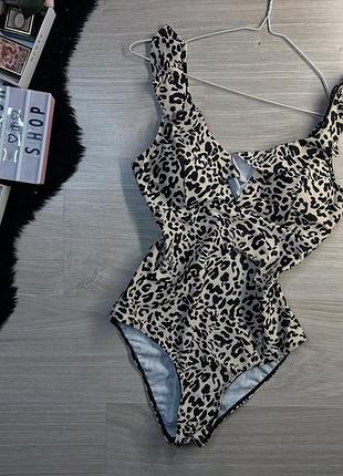 Купальник суцільний