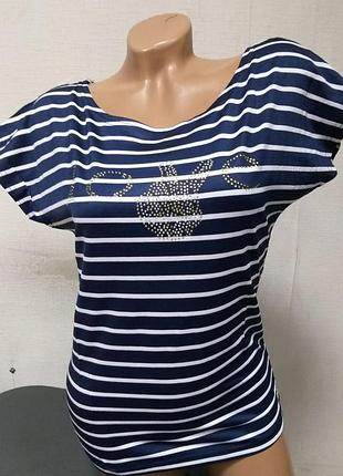 Футболка жіноча