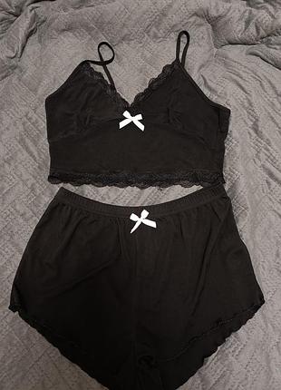 Милая пижама с бантиками