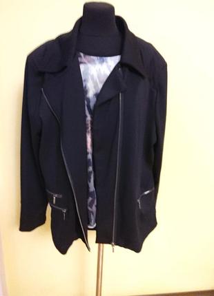 Чорна куртка,піджак на молнії  klass  роз. 52-54