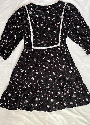 Сукня весняна