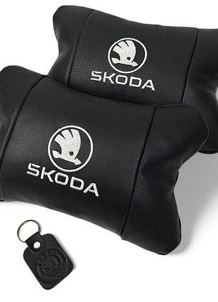 Автомобильные подушки 2 шт на подголовник skoda / шкода, из натуральной кожи, стильный аксессуар для вашего авто