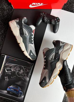Nike air huarache grey black