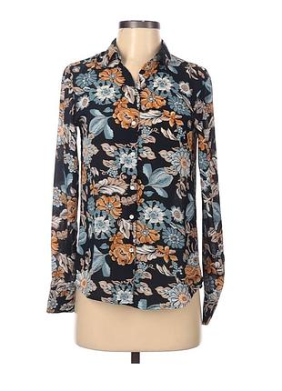 Блуза h&amp;m с цветочным узором и красивыми пуговицами размер s