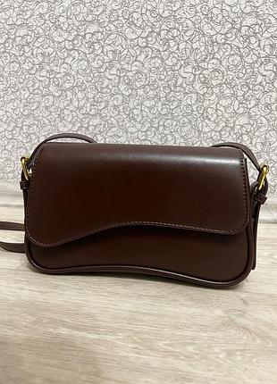 Жіноча сумочка в шоколадному кольорі