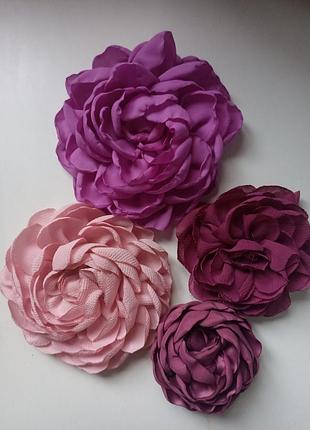 Розовая роза брошь цветок