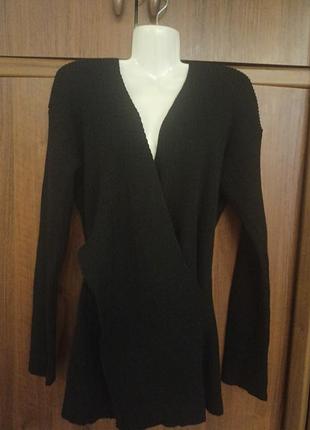 Женский свитер на запах