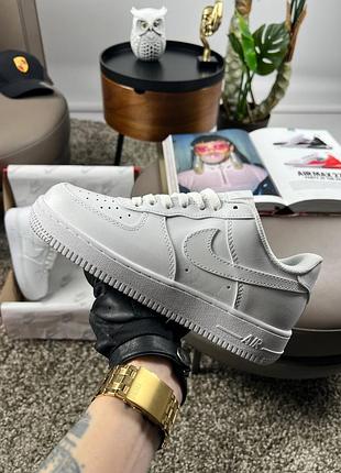 Nike air force 1 low white