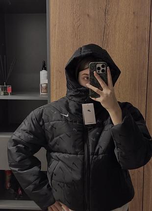 Тепла жіноча куртка nike ( fv7941-010)