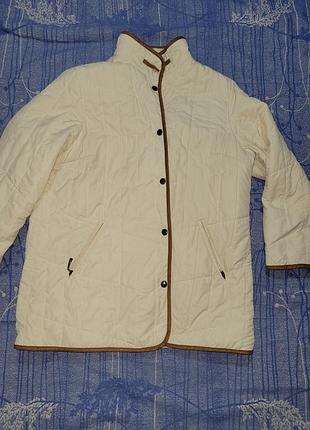 Курточка жіноча