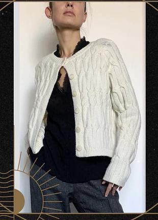 Светр обʼємний молочний кардиган ґудзики довгий рукав класика оверсайз oldmoney dutti