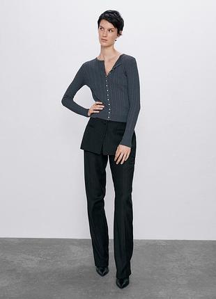 Нарядный свитер zara