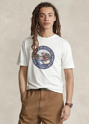 Polo by ralph lauren оригінальна, чоловіча футболка, біла, з графічним принтом lake placid ny, класичний американський casual стиль