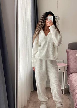 Махрова піжама