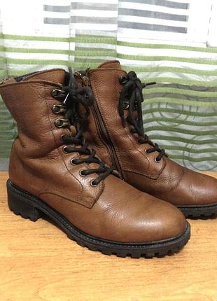 Женские ботинки на флисе