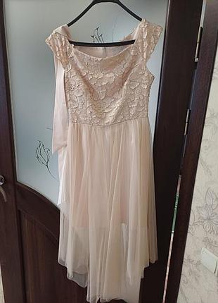 Вечірня сукня