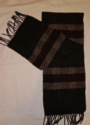 Шарф из шерсти унисекс в коричнево- зеленом цвете, мягкий и очень теплый. производитель англия.